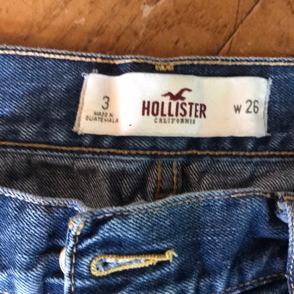 Women’s shorts - Picture 3 of 3